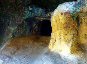Estrazione mineraria illegale in Perù: fatti saltare in aria 10 minatori. L'ira del presidente dei vescovi